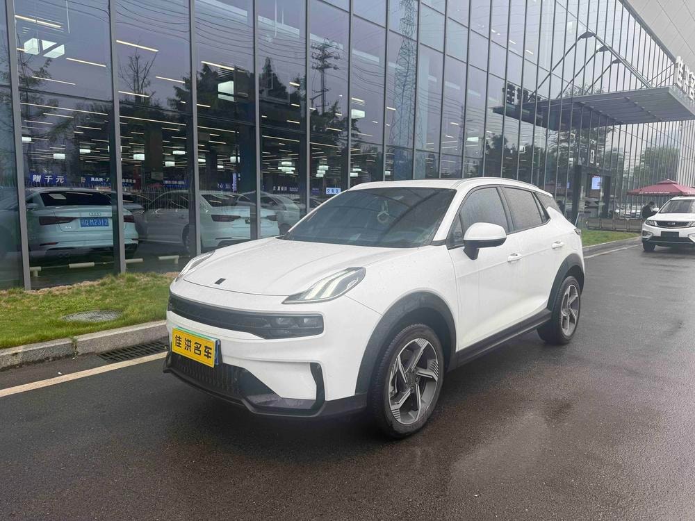 Lynk & Co 06 2023 — фото автомобиля 1