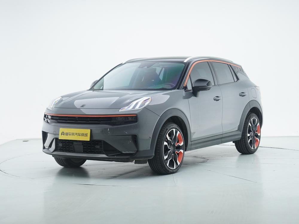 Lynk & Co 06 2020 — фото автомобиля