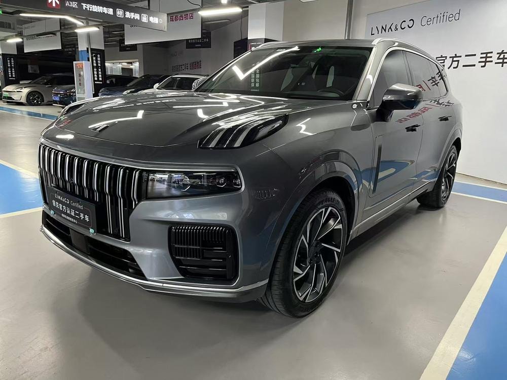 Lynk & Co 09 2021 — фото автомобиля