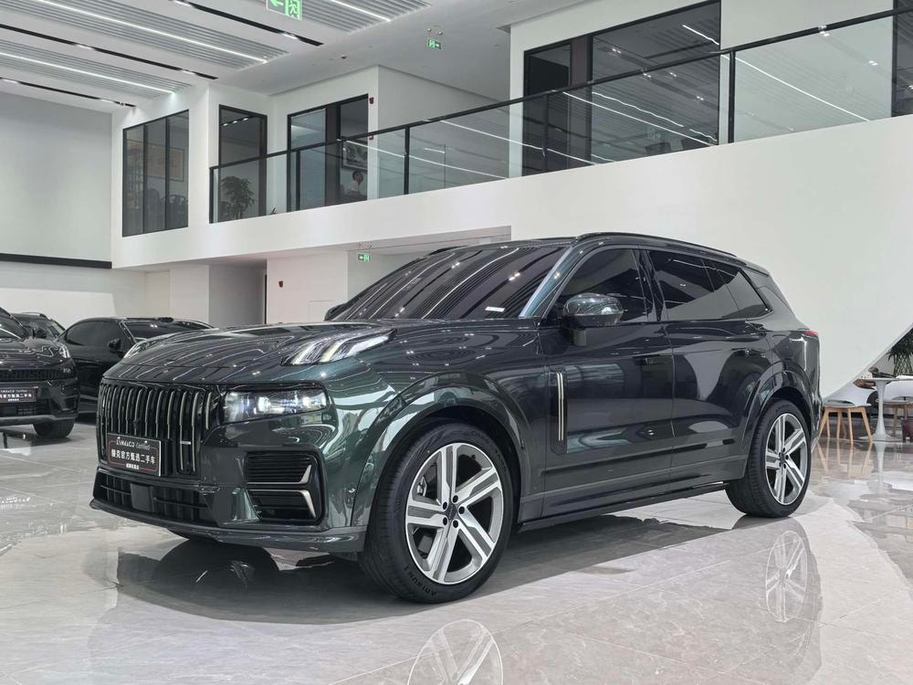 Lynk & Co 09 EM-P 2024 — фото автомобиля