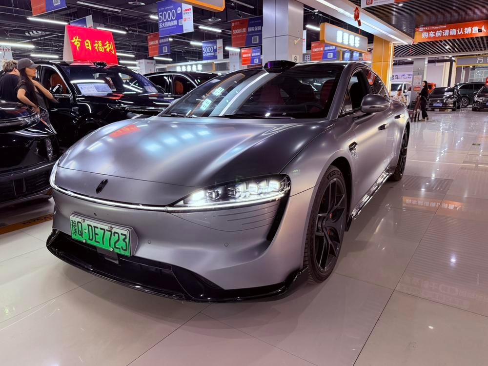 Maextro Luxeed S7 2025 — фото автомобиля