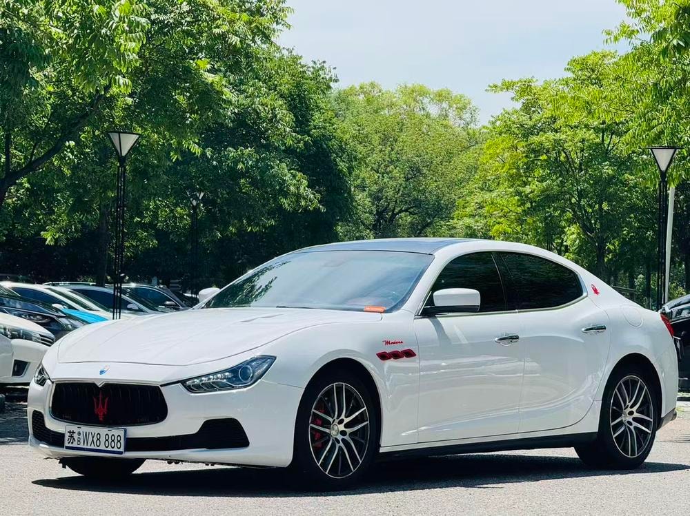 Maserati Ghibli 2014 — фото автомобиля 1