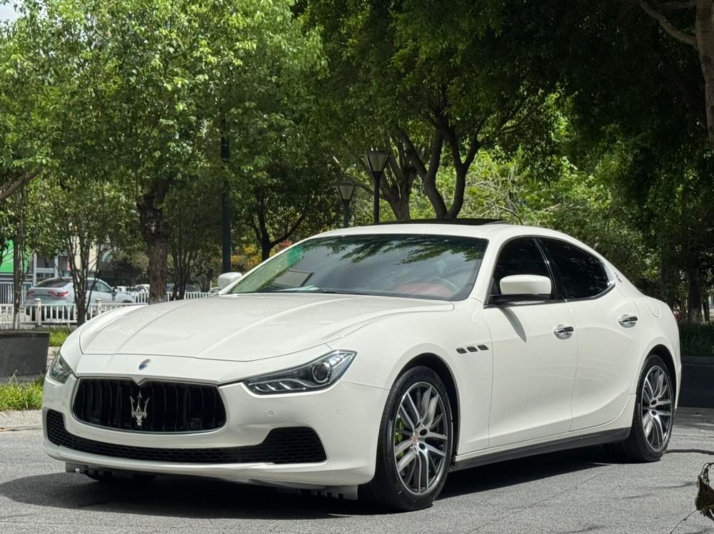 Maserati Ghibli 2014 — фото автомобиля 1