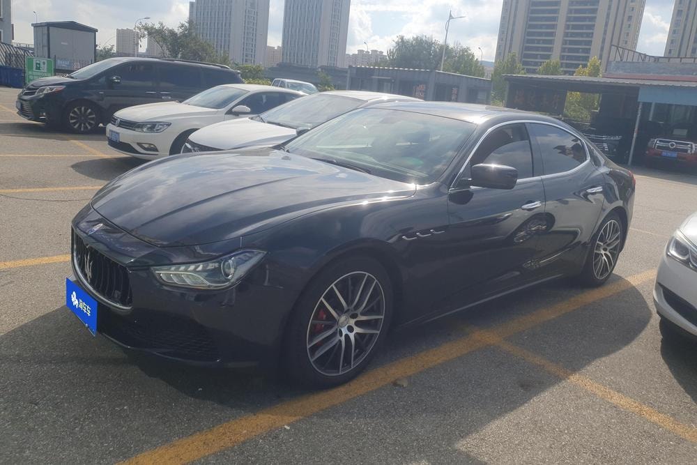 Maserati Ghibli 2014 — фото автомобиля
