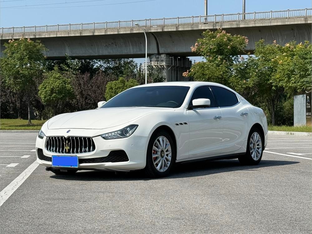 Maserati Ghibli 2014 — фото автомобиля