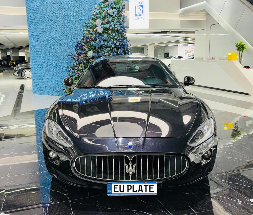 Maserati GranTurismo 2013 — фото автомобиля 1