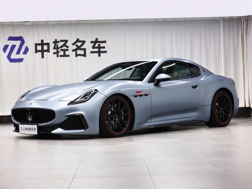 Maserati GranTurismo 2024 — фото автомобиля 1