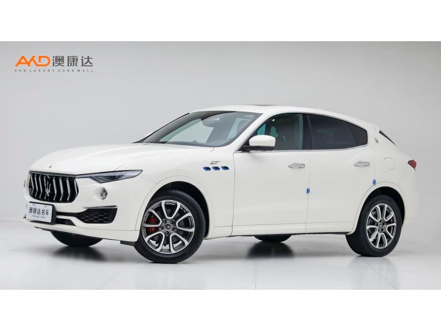 Maserati Levante 2022 — фото автомобиля