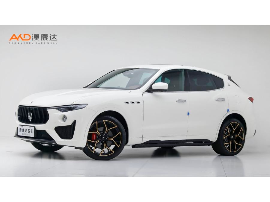 Maserati Levante 2021 — фото автомобиля