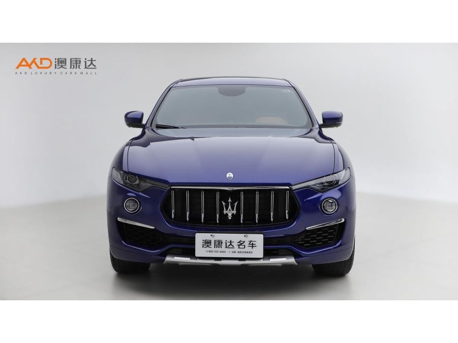 Maserati Levante 2022 — фото автомобиля