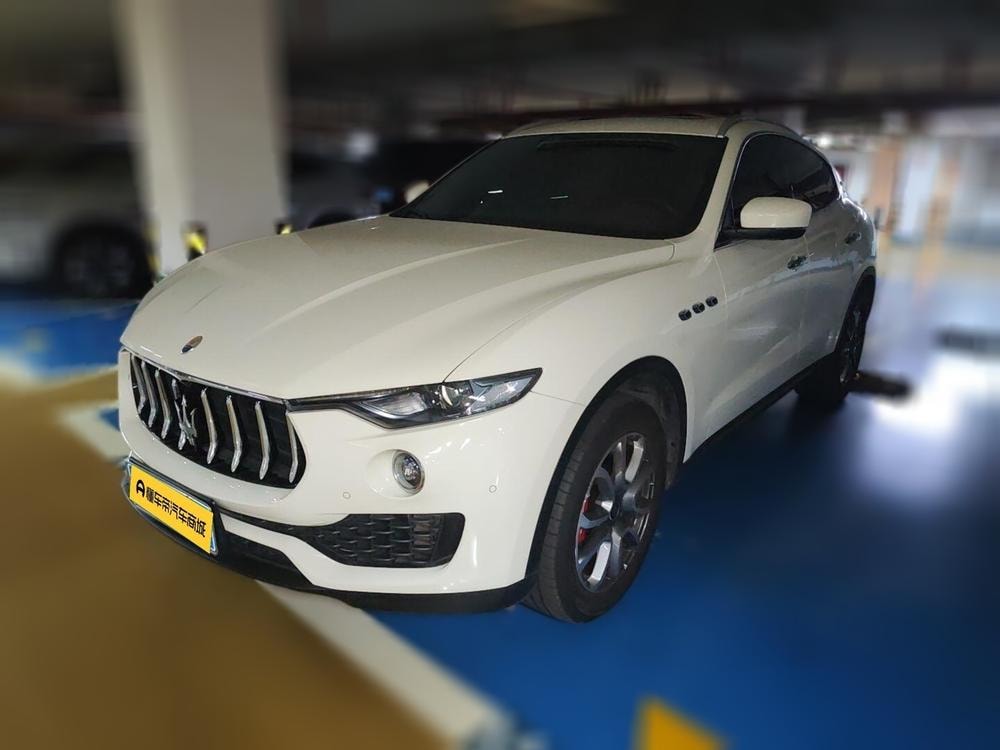 Maserati Levante 2019 — фото автомобиля