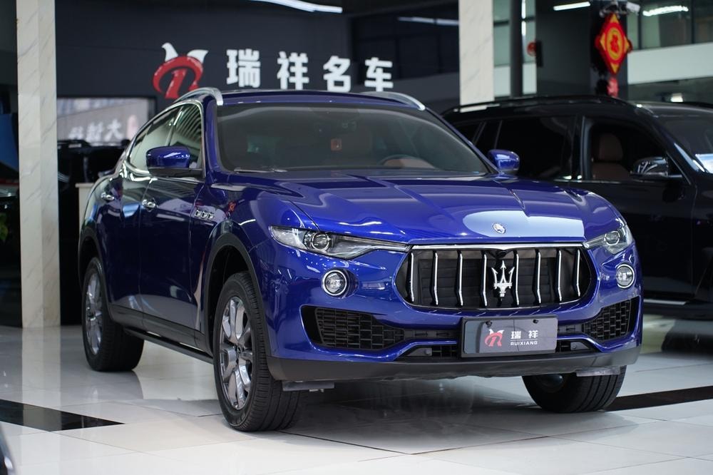 Maserati Levante 2019 — фото автомобиля
