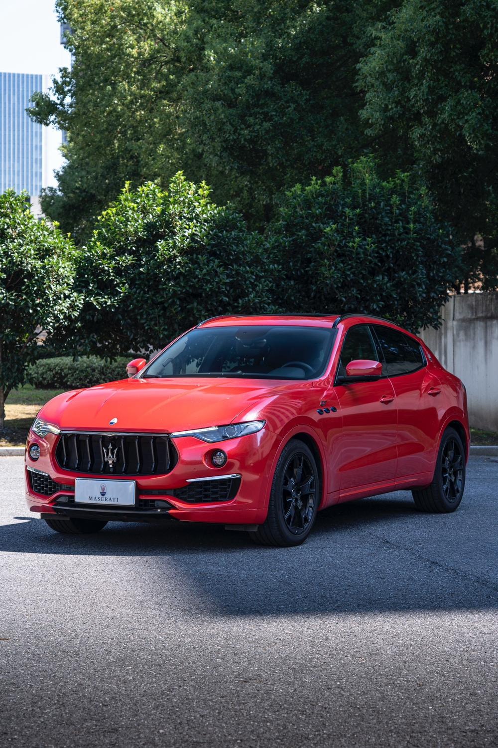 Maserati Levante 2022 — фото автомобиля