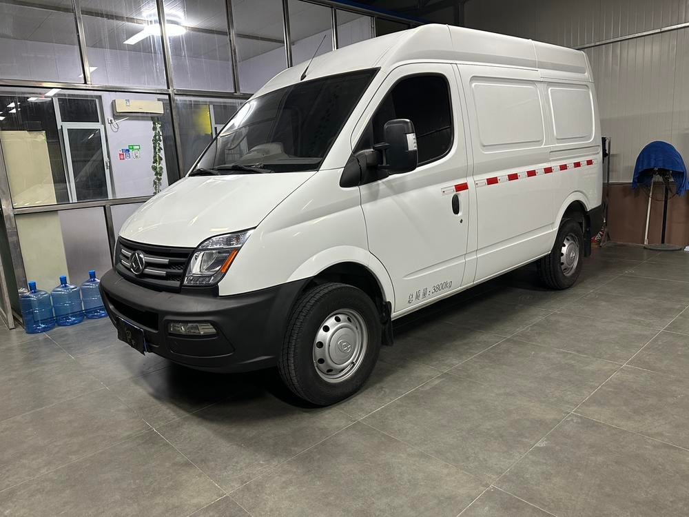 Maxus New V80 2020 — фото автомобиля 1