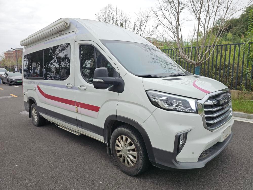 Maxus V90 RV 2021 — фото автомобиля 1