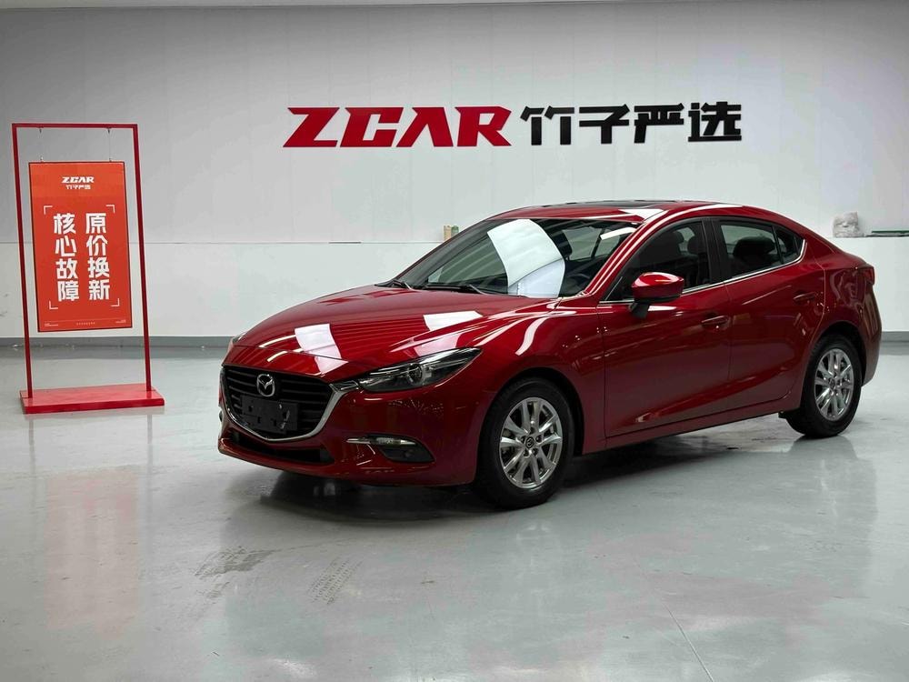 Mazda 3 Axela 2017 — фото автомобиля