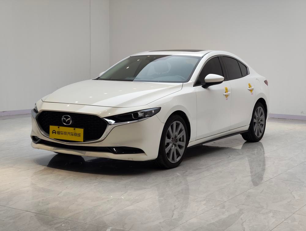 Mazda 3 Axela 2020 — фото автомобиля 1