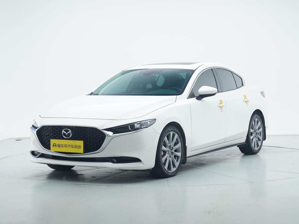 Mazda 3 Axela 2023 — фото автомобиля 1