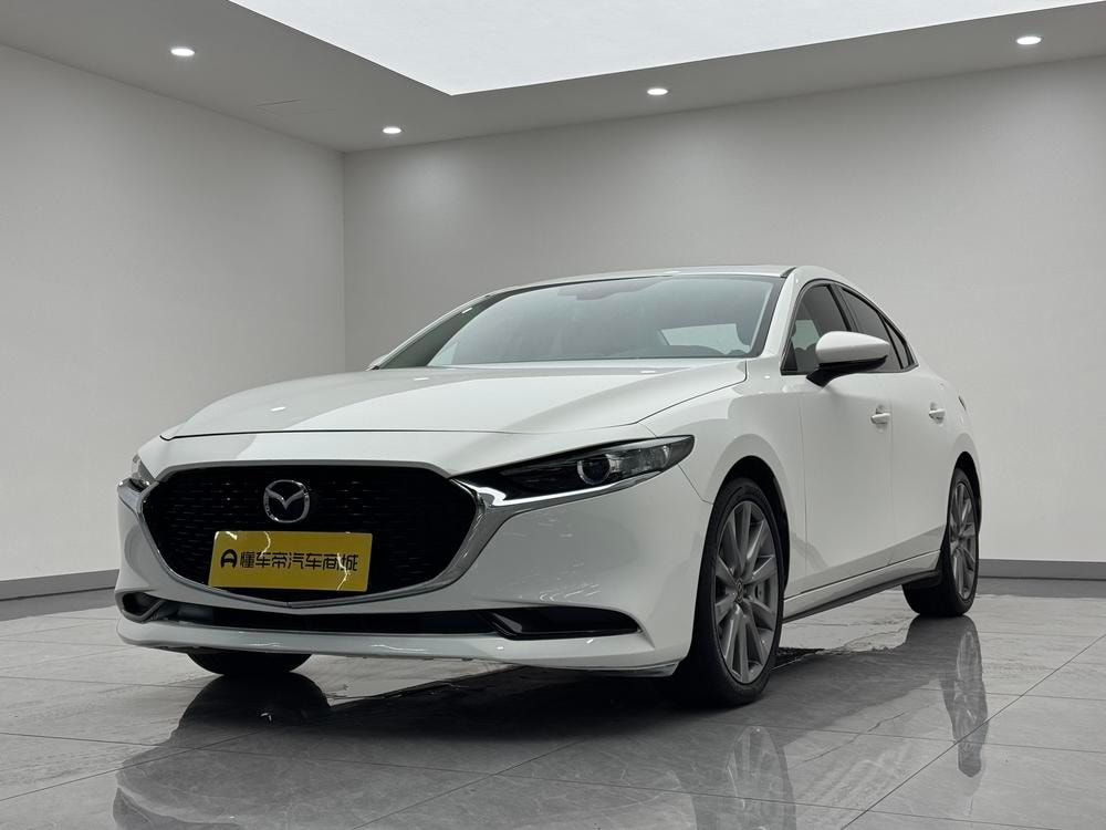Mazda 3 Axela 2021 — фото автомобиля 1