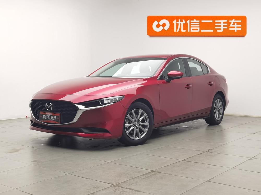 Mazda 3 Axela 2022 — фото автомобиля 1