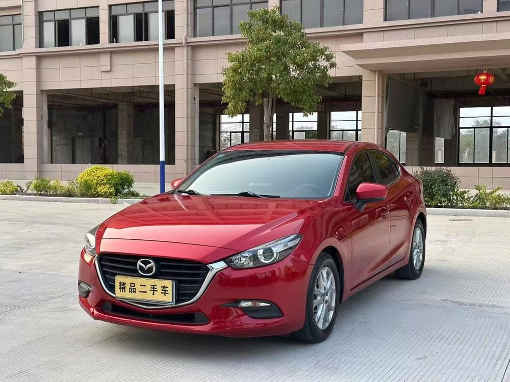 Mazda 3 Axela 2017 — фото автомобиля