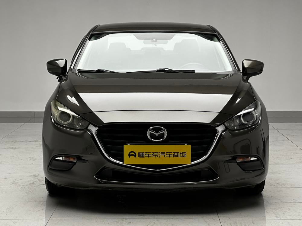 Mazda 3 Axela 2017 — фото автомобиля