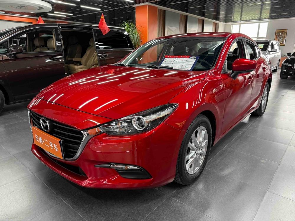 Mazda 3 Axela 2019 — фото автомобиля