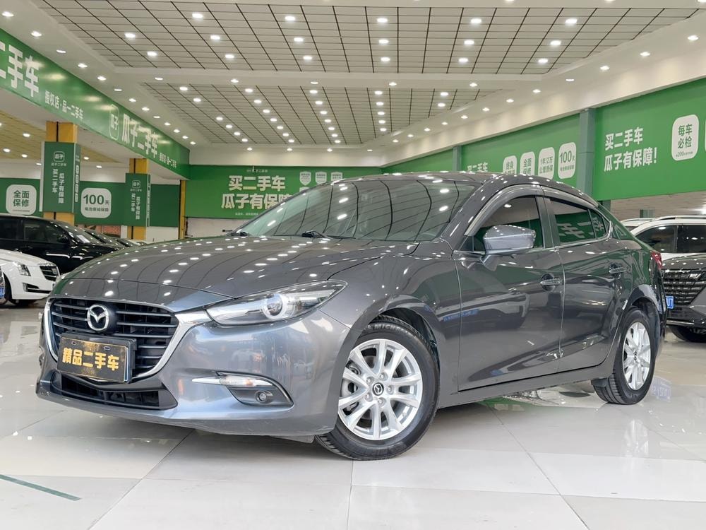 Mazda 3 Axela 2019 — фото автомобиля 1