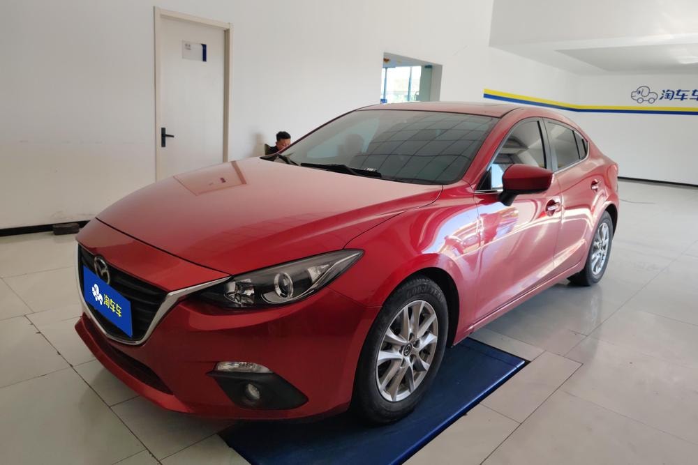 Mazda 3 Axela 2016 — фото автомобиля