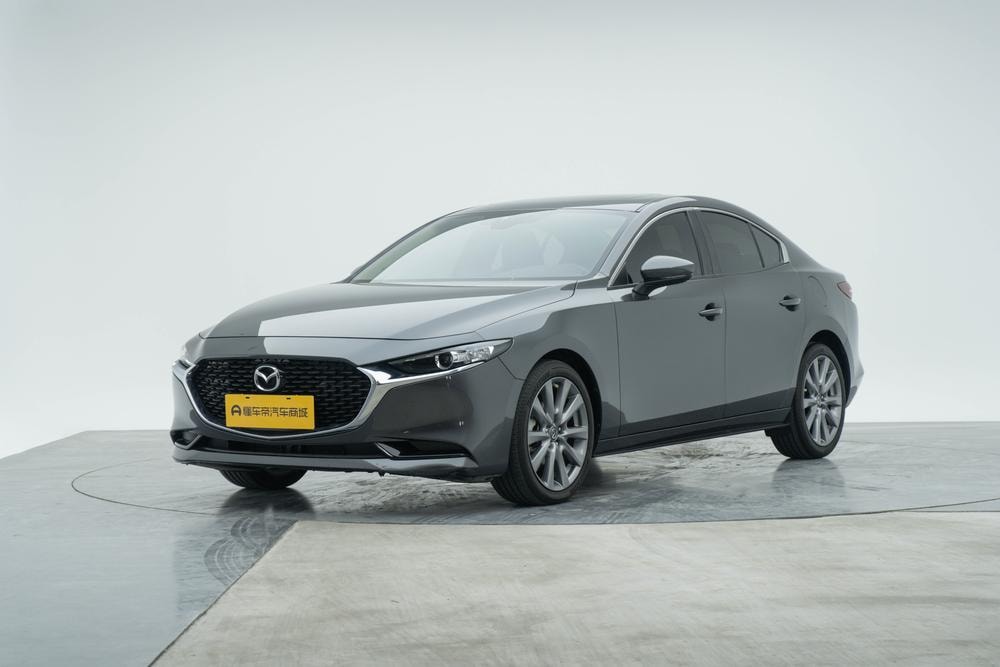 Mazda 3 Axela 2020 — фото автомобиля 1