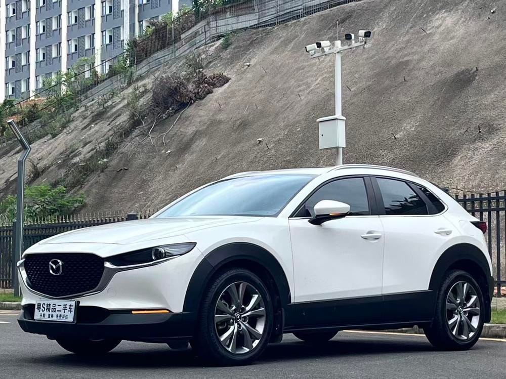 Mazda CX-30 2020 — фото автомобиля 1