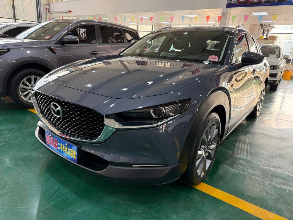 Mazda CX-30 2022 — фото автомобиля 1