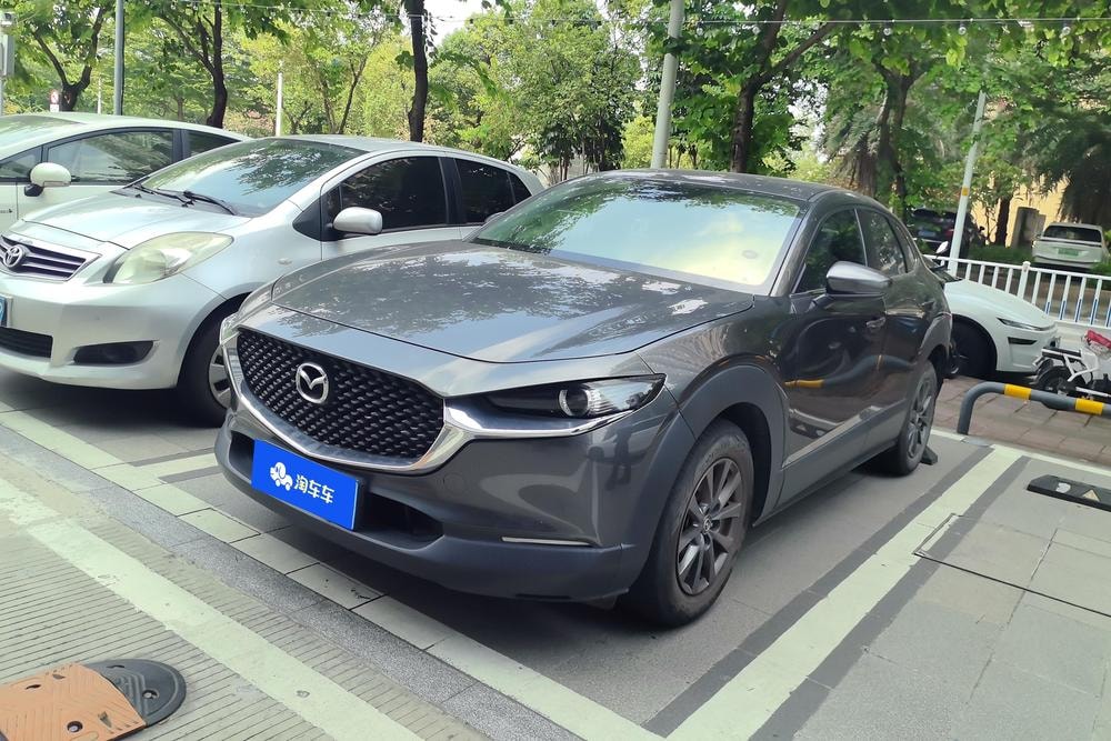 Mazda CX-30 2020 — фото автомобиля