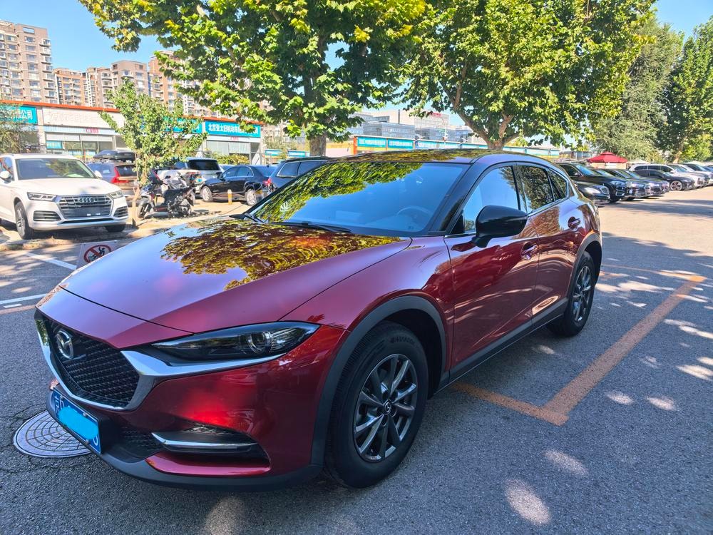 Mazda CX-4 2020 — фото автомобиля 1