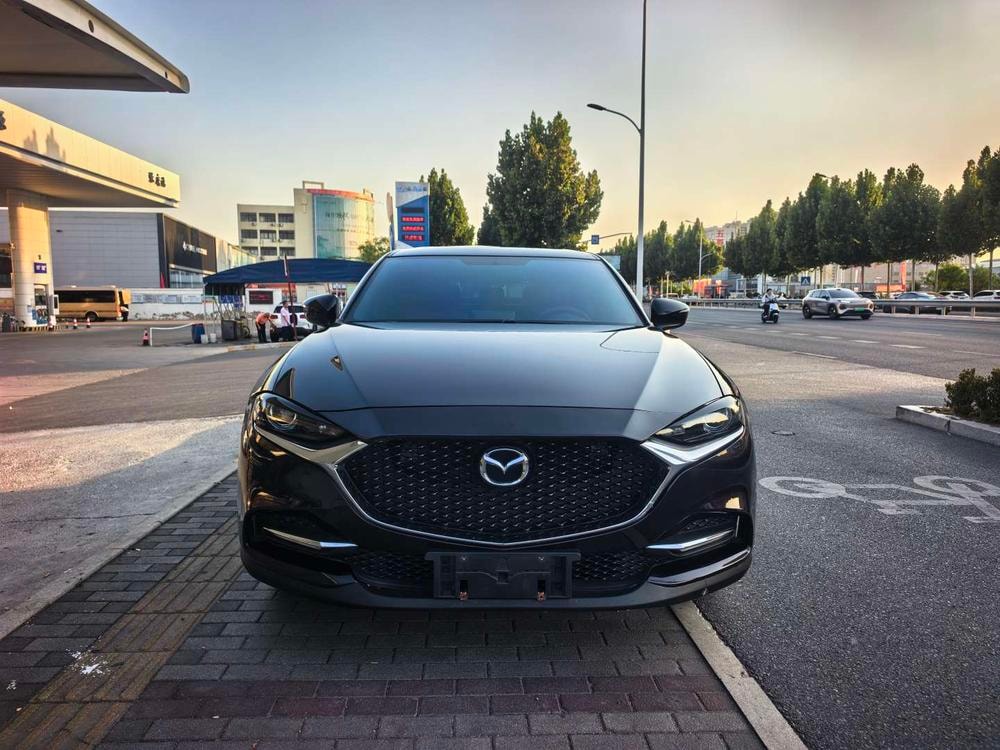 Mazda CX-4 2020 — фото автомобиля 1
