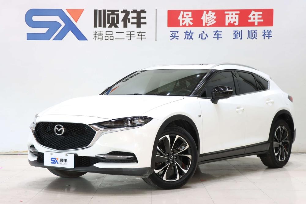 Mazda CX-4 2020 — фото автомобиля