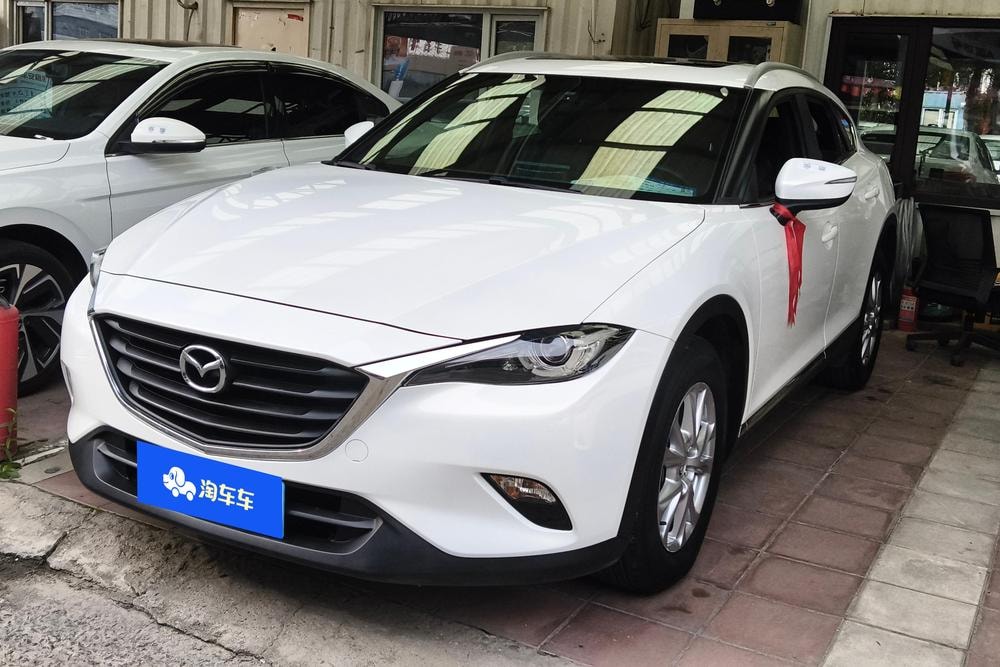 Mazda CX-4 2016 — фото автомобиля 1