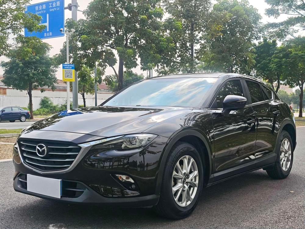 Mazda CX-4 2016 — фото автомобиля