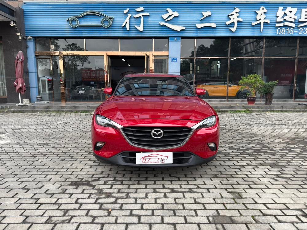Mazda CX-4 2018 — фото автомобиля