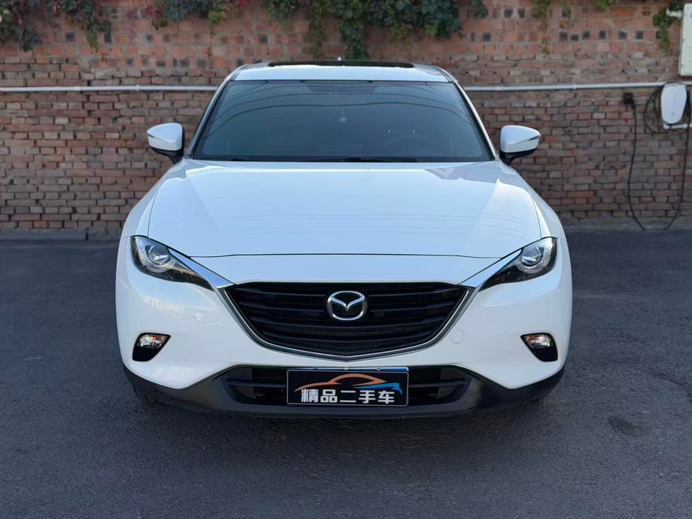 Mazda CX-4 2018 — фото автомобиля