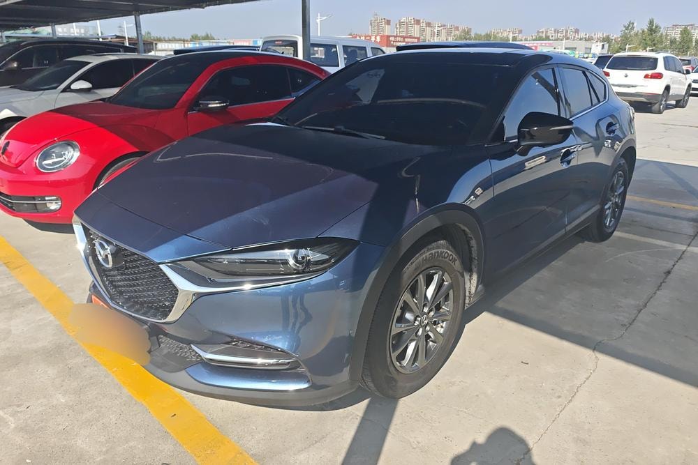 Mazda CX-4 2020 — фото автомобиля 1