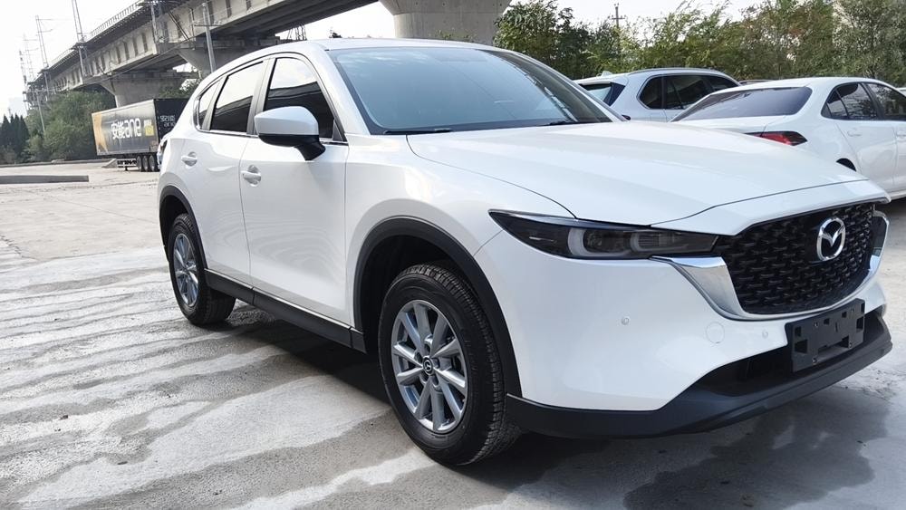 Mazda CX-5 2024 — фото автомобиля