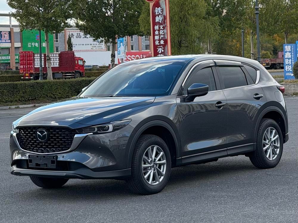 Mazda CX-5 2022 — фото автомобиля
