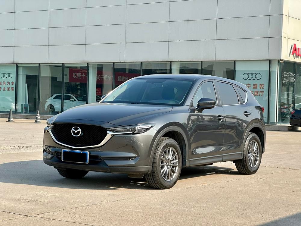 Mazda CX-5 2017 — фото автомобиля