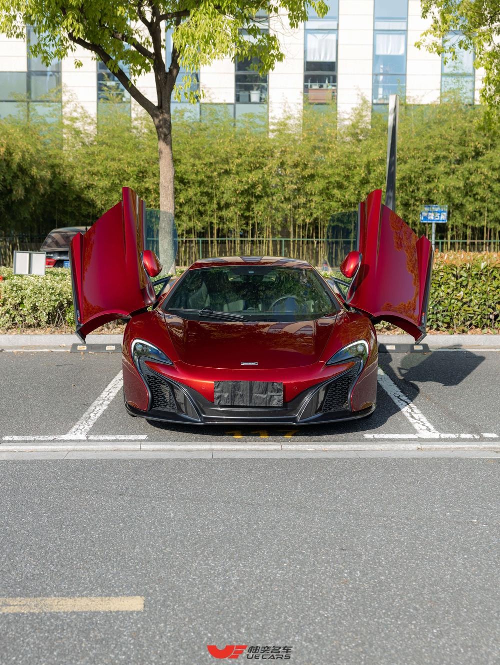 McLaren 650S 2014 — фото автомобиля