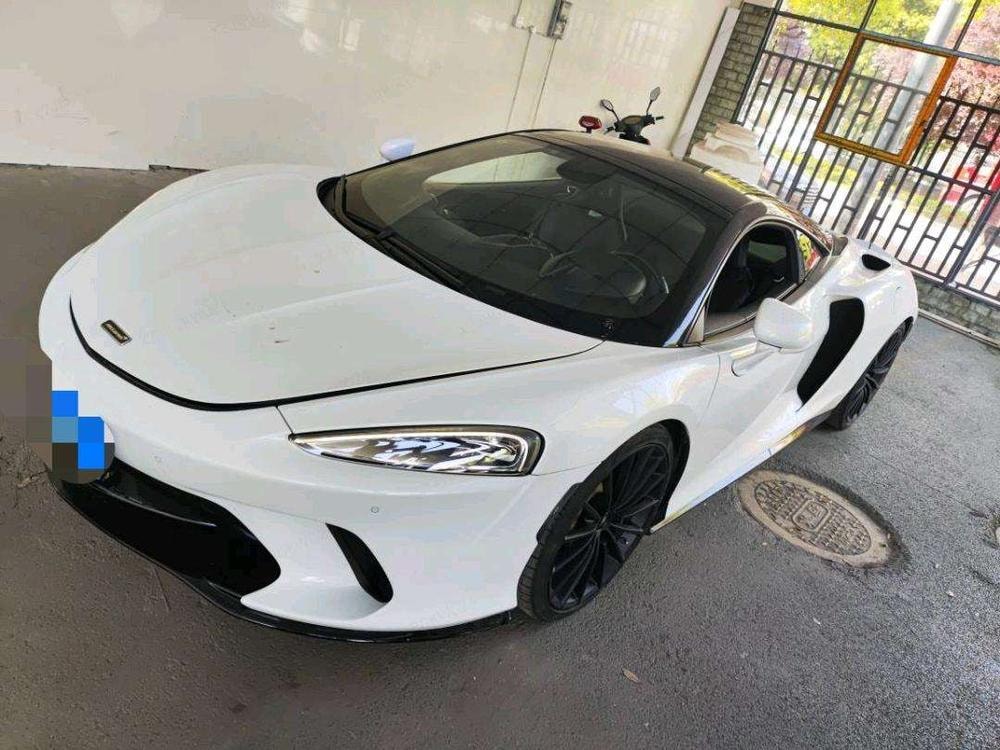 McLaren GT 2019 — фото автомобиля