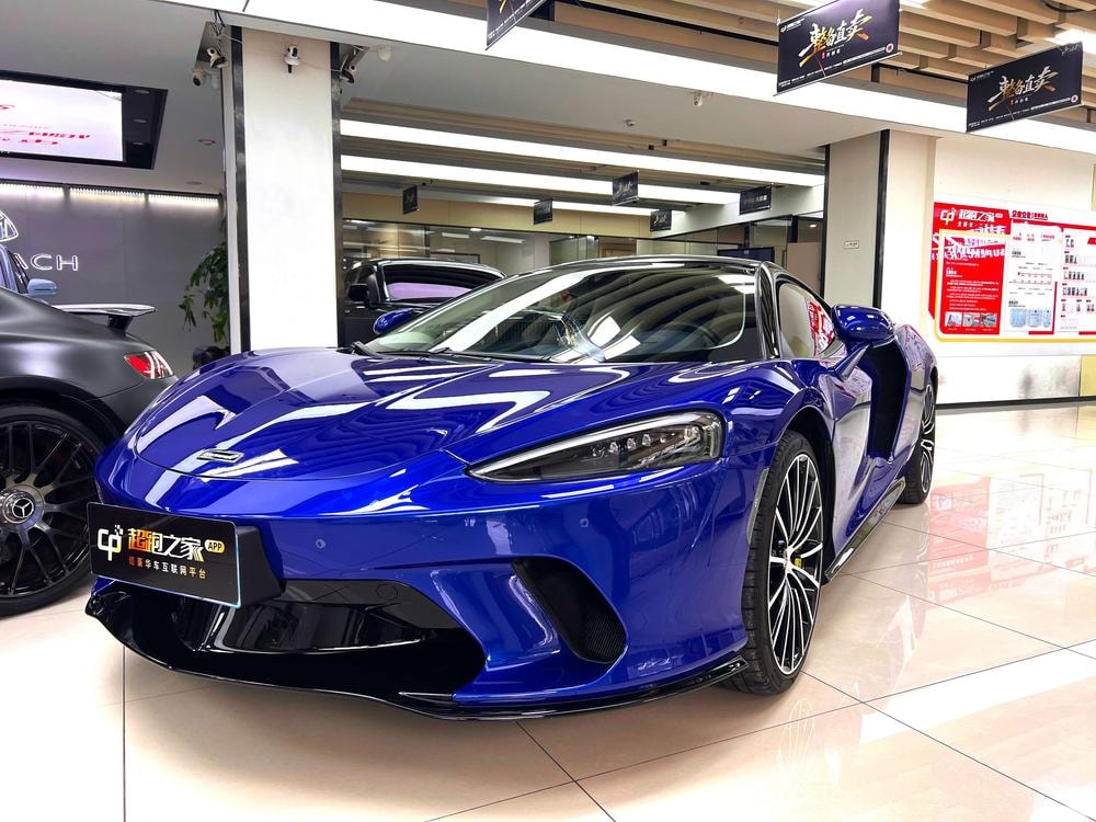 McLaren GT 2019 — фото автомобиля