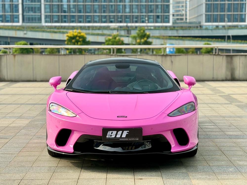 McLaren GT 2019 — фото автомобиля
