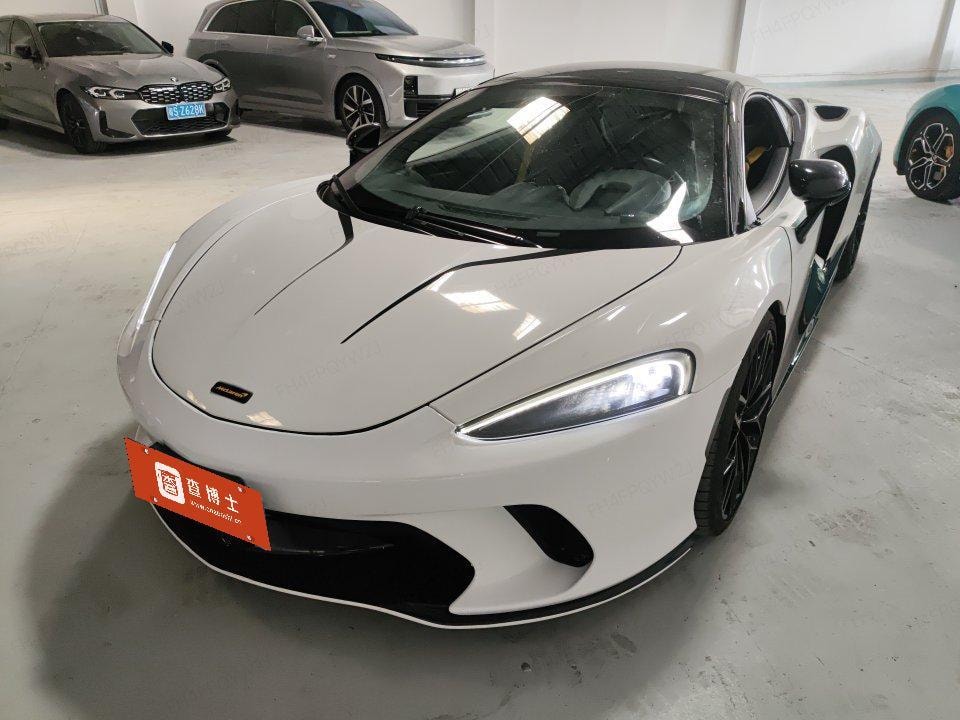McLaren GT 2019 — фото автомобиля