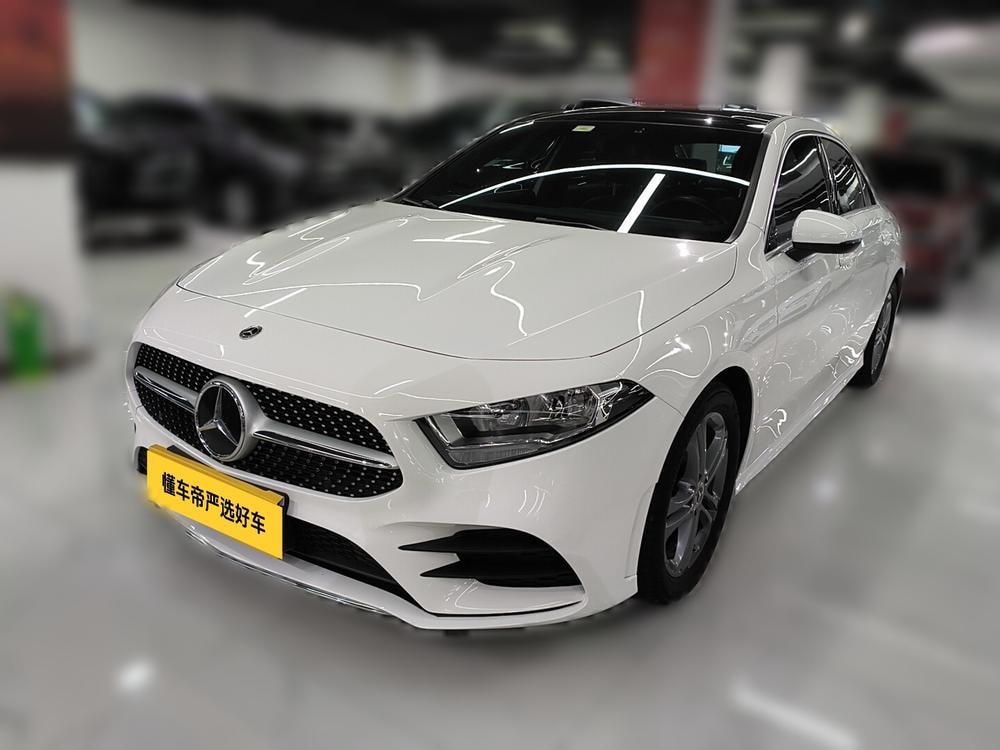 Mercedes-Benz A-Class 2021 — фото автомобиля